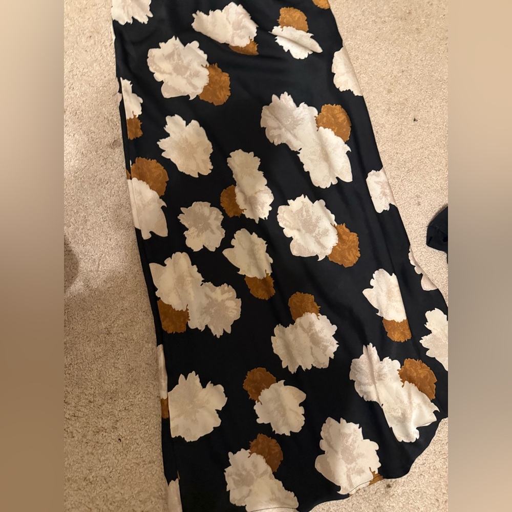 Floral Black and Brown Women's skirt and blouse set NWT